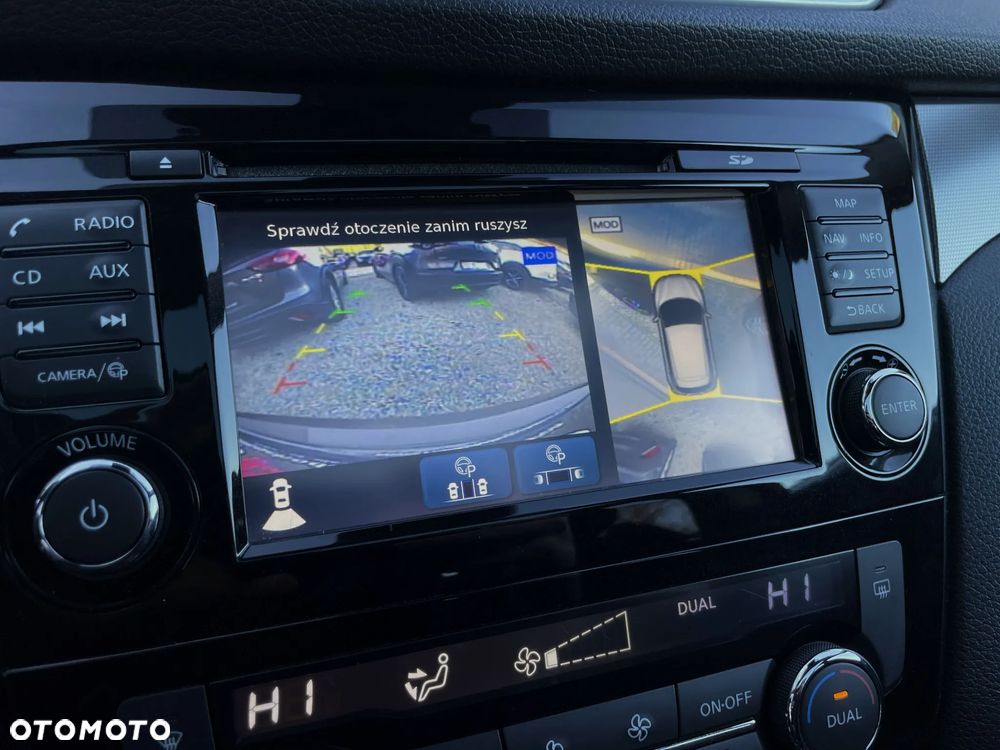 Nissan Qashqai 1.2 DIG-T N-Connecta EU6 - 29