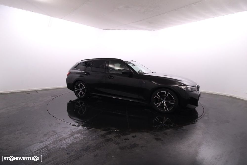 BMW 320 d Touring Pack Desportivo M Auto - 10