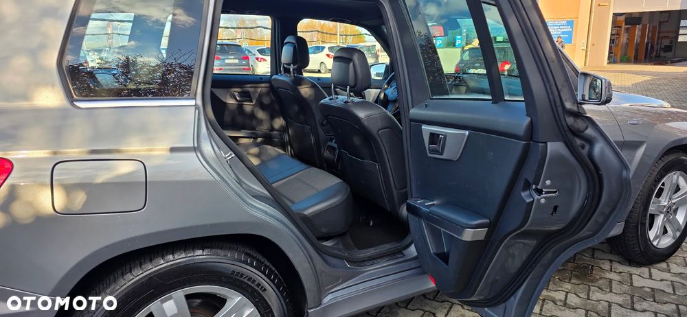 Mercedes-Benz GLK - 13