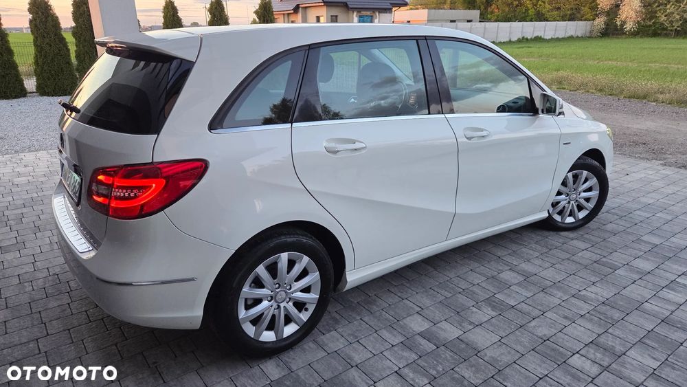Mercedes-Benz Klasa B 180 (BlueEFFICIENCY) - 20