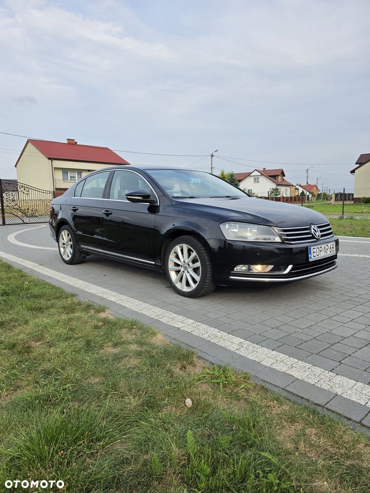 Volkswagen Passat - 3