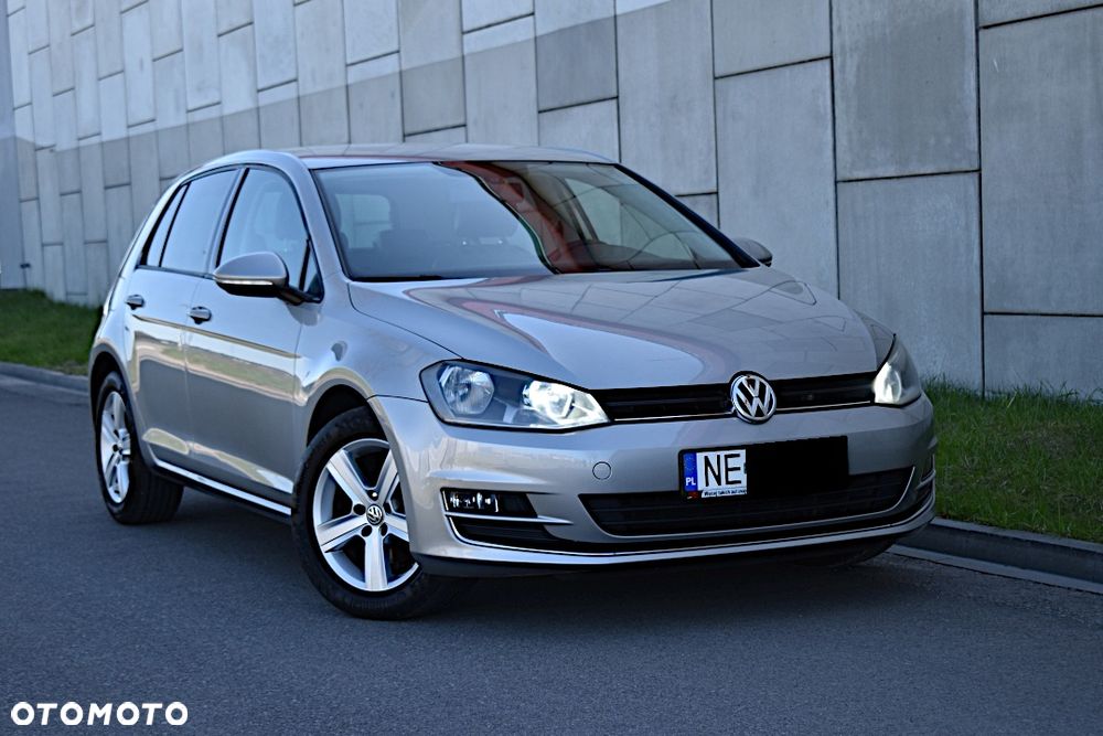 Volkswagen Golf - 2