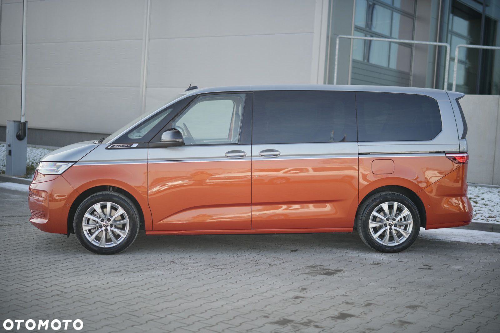Volkswagen Multivan - 2