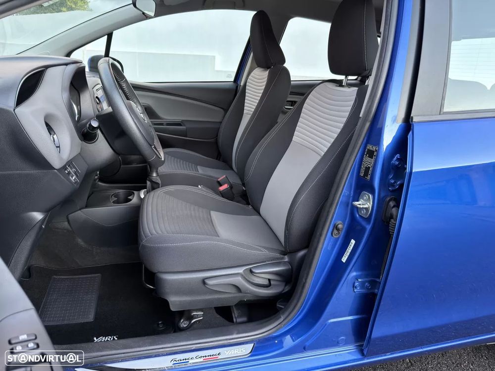 Toyota Yaris 1.0 VVT-i Exclusive - 10