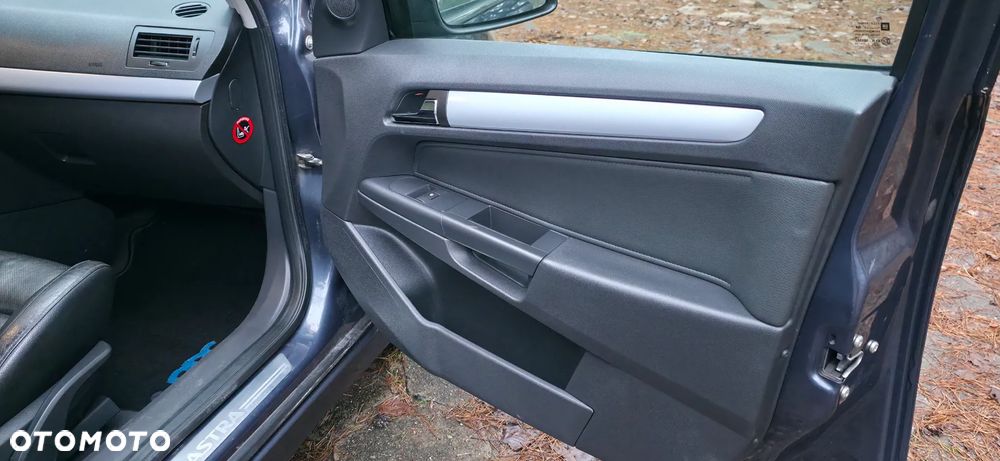 Opel Astra 1.6 - 18