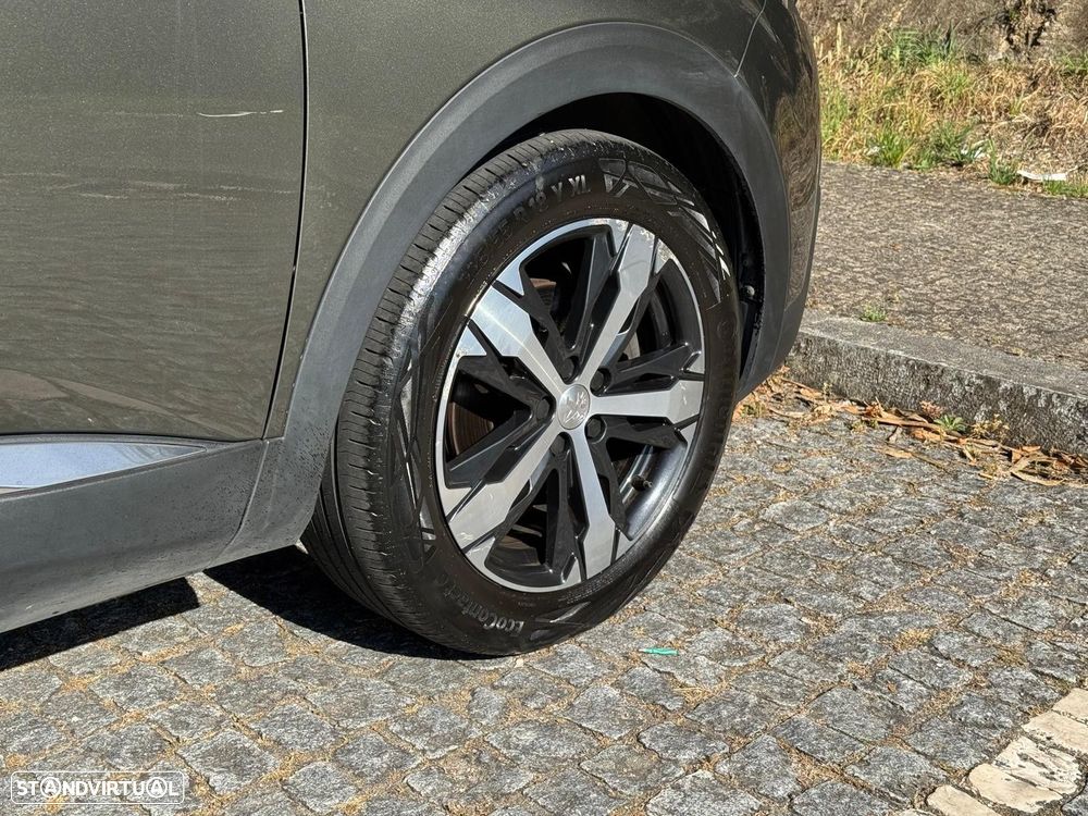 Peugeot 3008 1.5 BlueHDi Allure EAT8 - 13