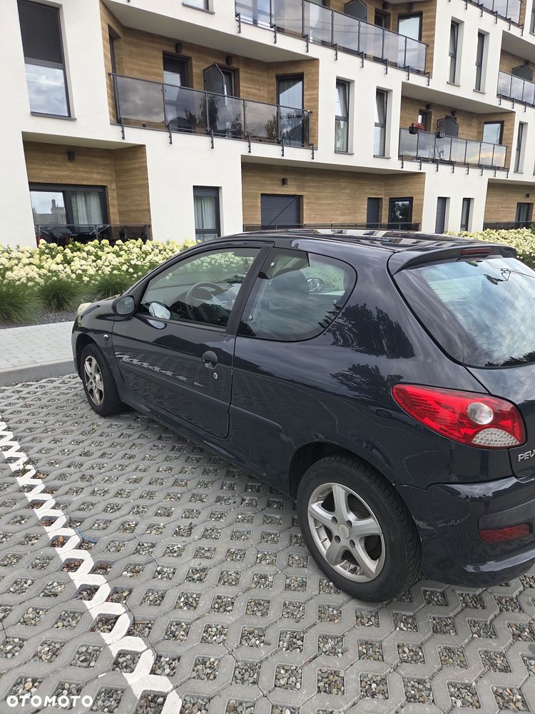 Peugeot 206 1.1 XR Presence - 3