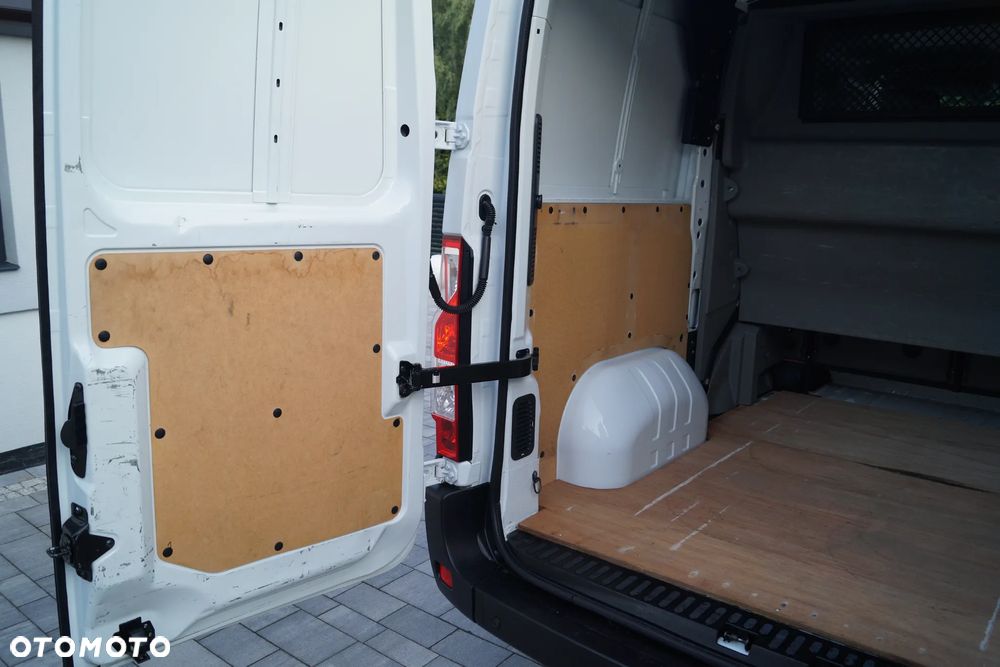 Opel Movano - 16