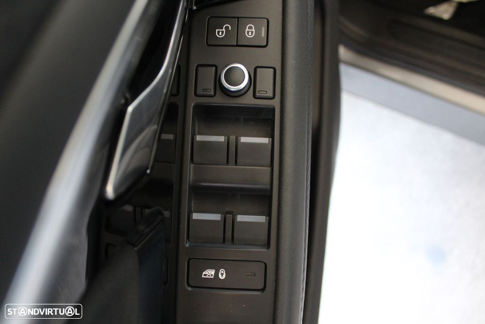 Land Rover Range Rover Evoque 2.0 D150 AWD Auto - 12