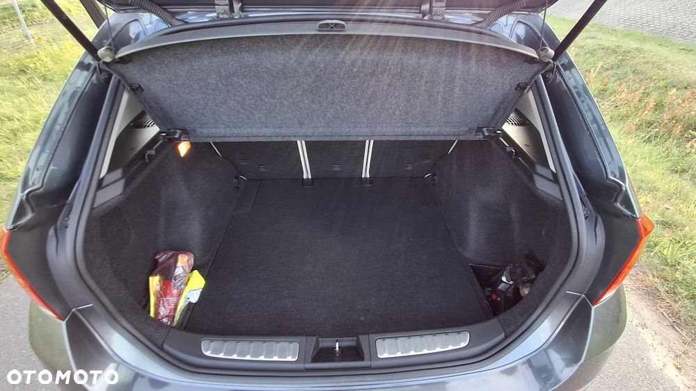 BMW X1 sDrive20i xLine - 27