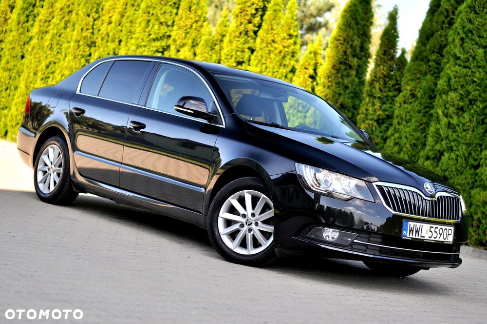 Skoda Superb 2.0 TDI 4x4 Ambition DSG - 1