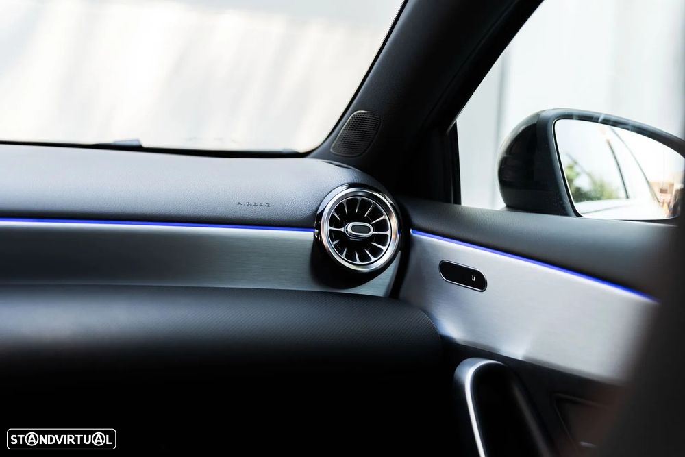 Mercedes-Benz A 180 7G-DCT AMG Line - 19