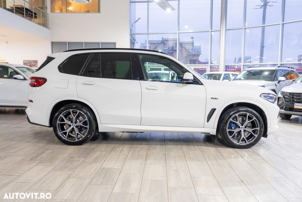 BMW X5 xDrive45e - 10