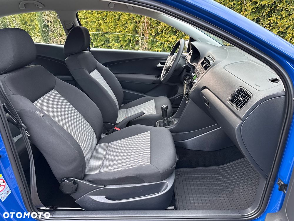 Volkswagen Polo 1.2 Comfortline - 23