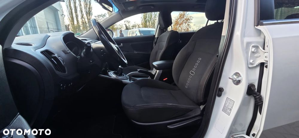 Kia Sportage 1.6 GDI Business Line M 2WD - 29