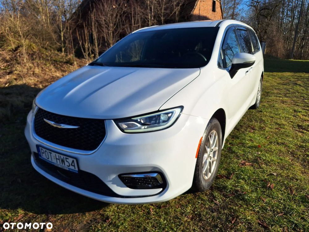 Chrysler Pacifica - 25