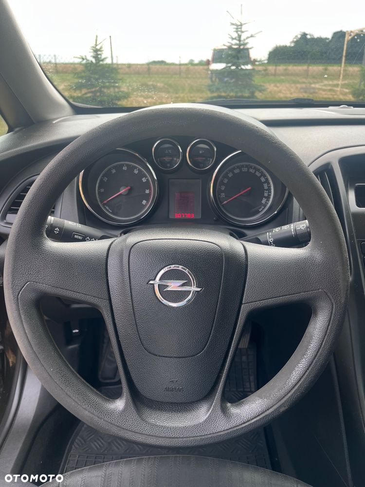 Opel Astra 1.6 - 9