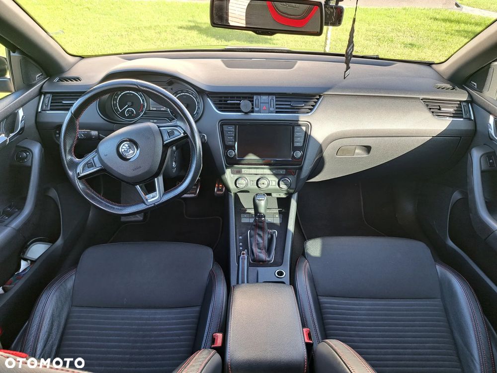 Skoda Octavia 2.0 TDI RS DSG - 10