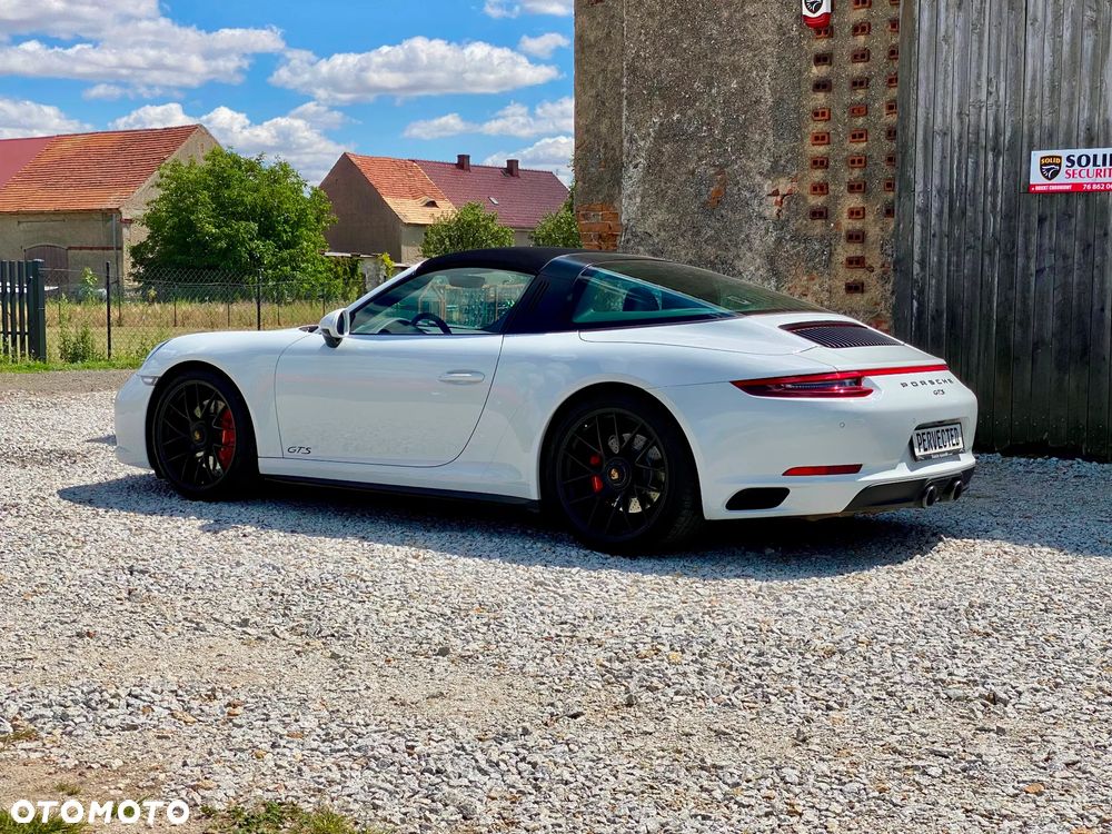Porsche 911 Targa 4 GTS PDK - 4