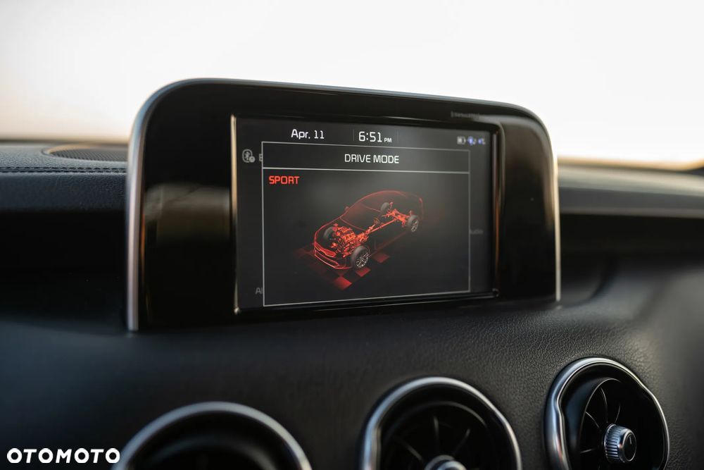 Kia Stinger 3.3 T-GDI AWD OPF GT - 37