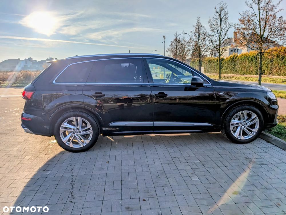 Audi Q7 - 1