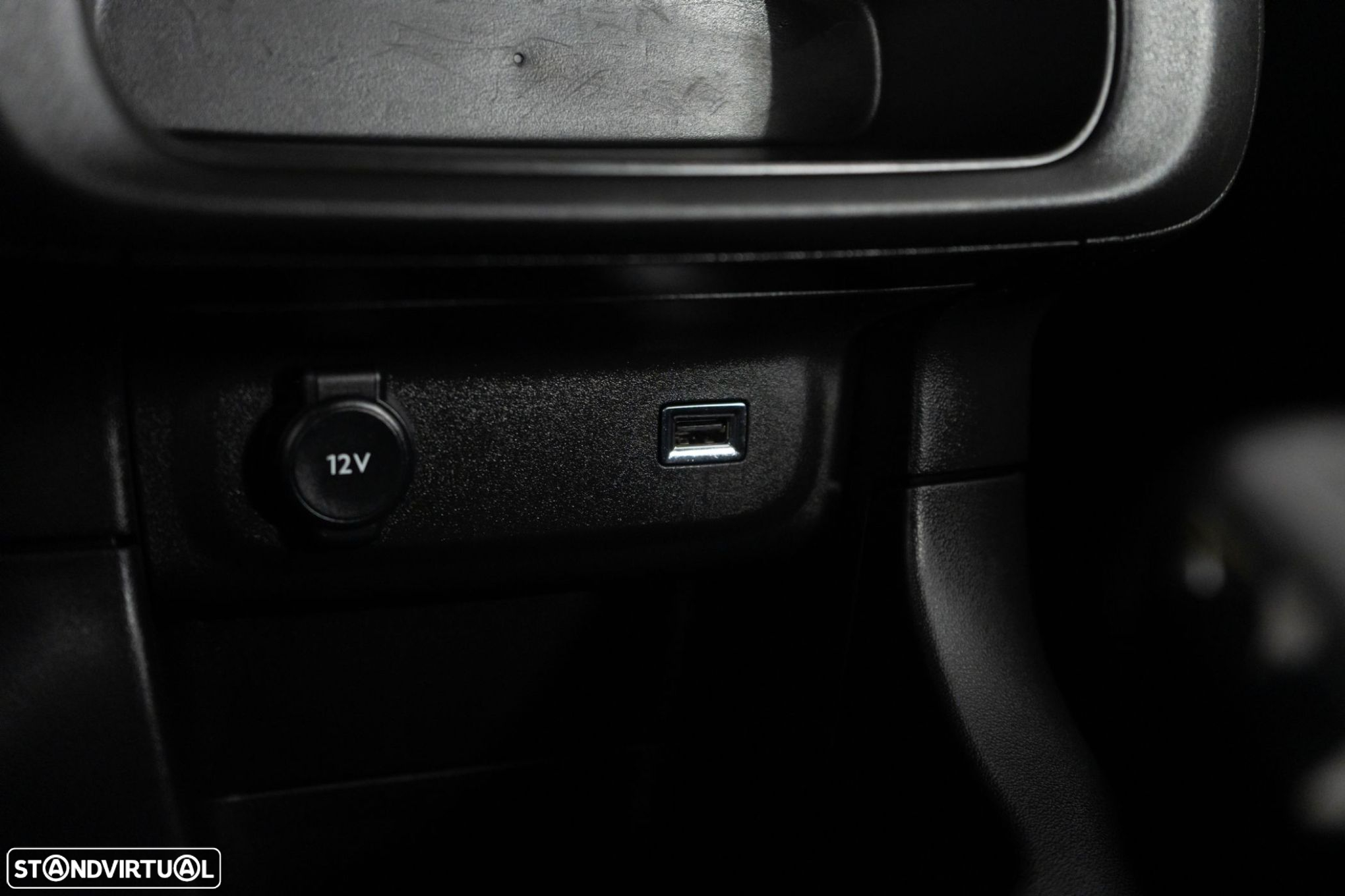 Citroën C3 1.2 PureTech C-Series - 23