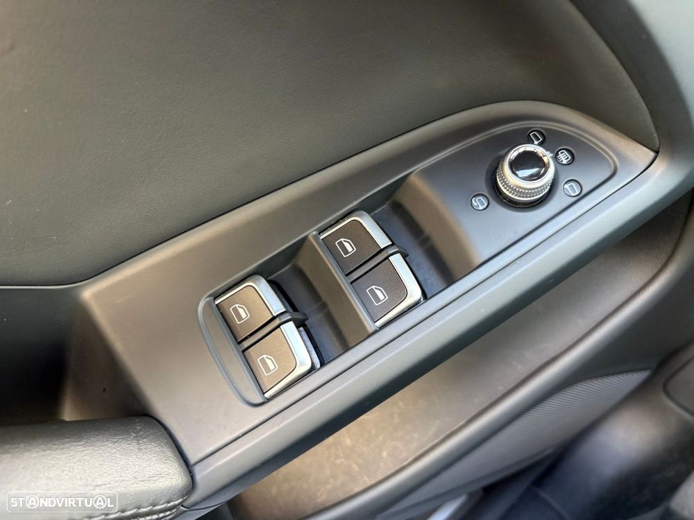 Audi A5 Cabrio 2.0 TDi Multitronic Sport - 10