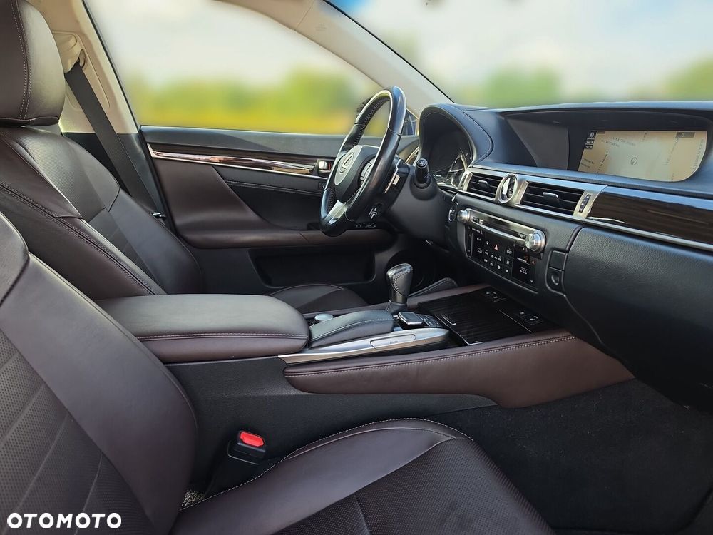 Lexus GS - 28
