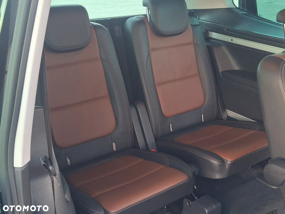 Volkswagen Sharan 2.0 TDI DSG Highline - 22