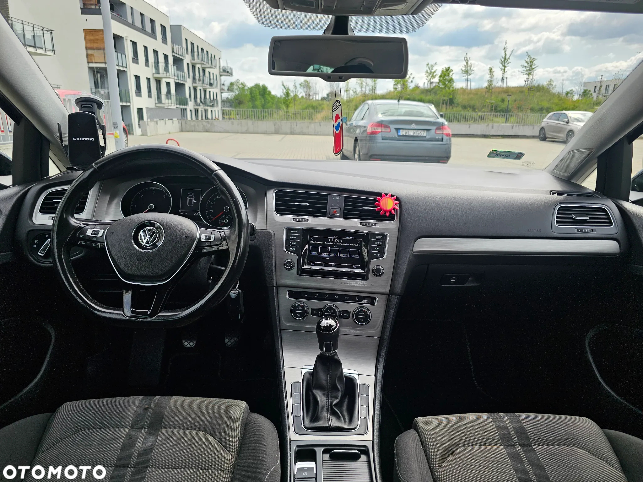 Volkswagen Golf - 8