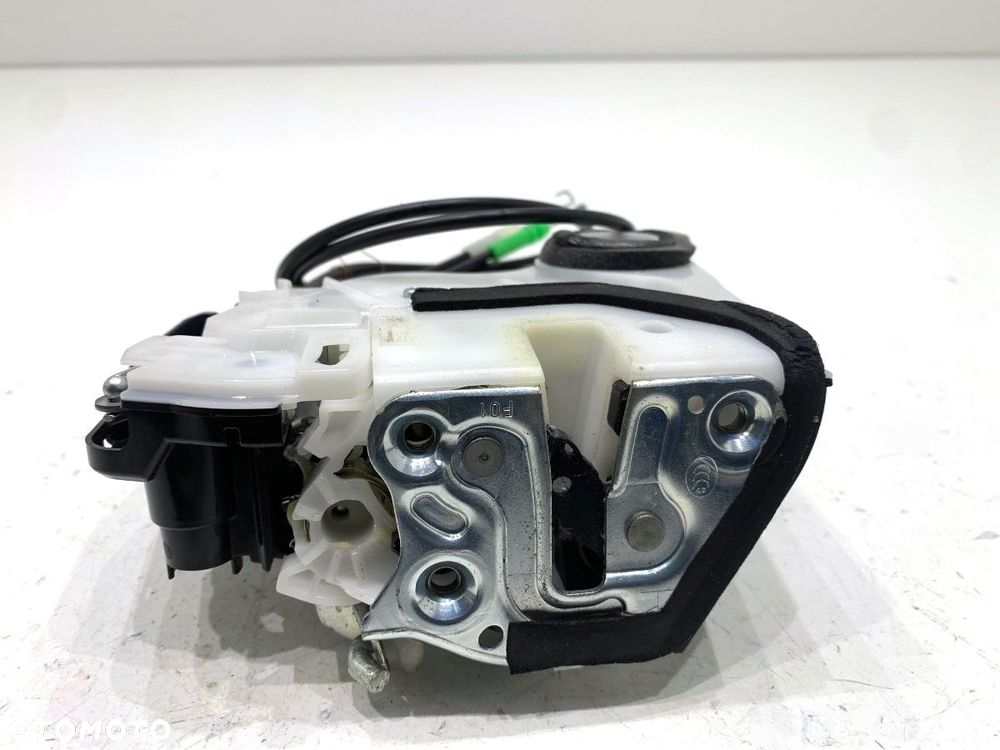 ZAMEK DRZWI PRAWY PRZÓD  SUZUKI IGNIS III (MF) 2016 - 2022 1.2 (ATK412) 66 kW [90 KM] benzyna 2016 - 1