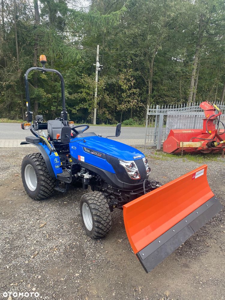 Solis S22 z pługiem do odśnieżania NOWY zestaw Solis + plug - 1