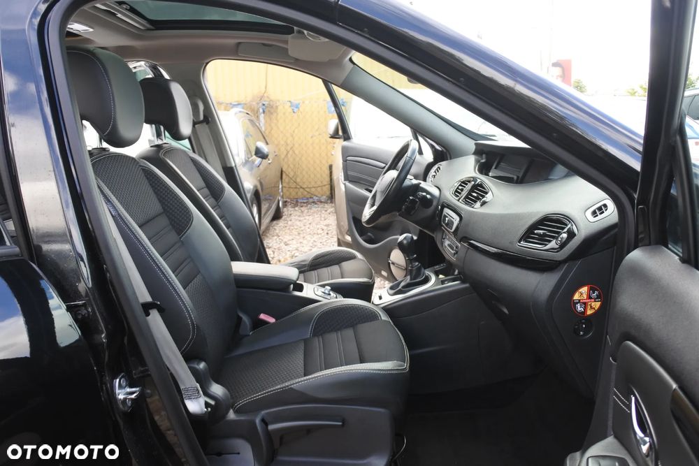 Renault Scenic ENERGY TCe 130 BOSE EDITION - 6