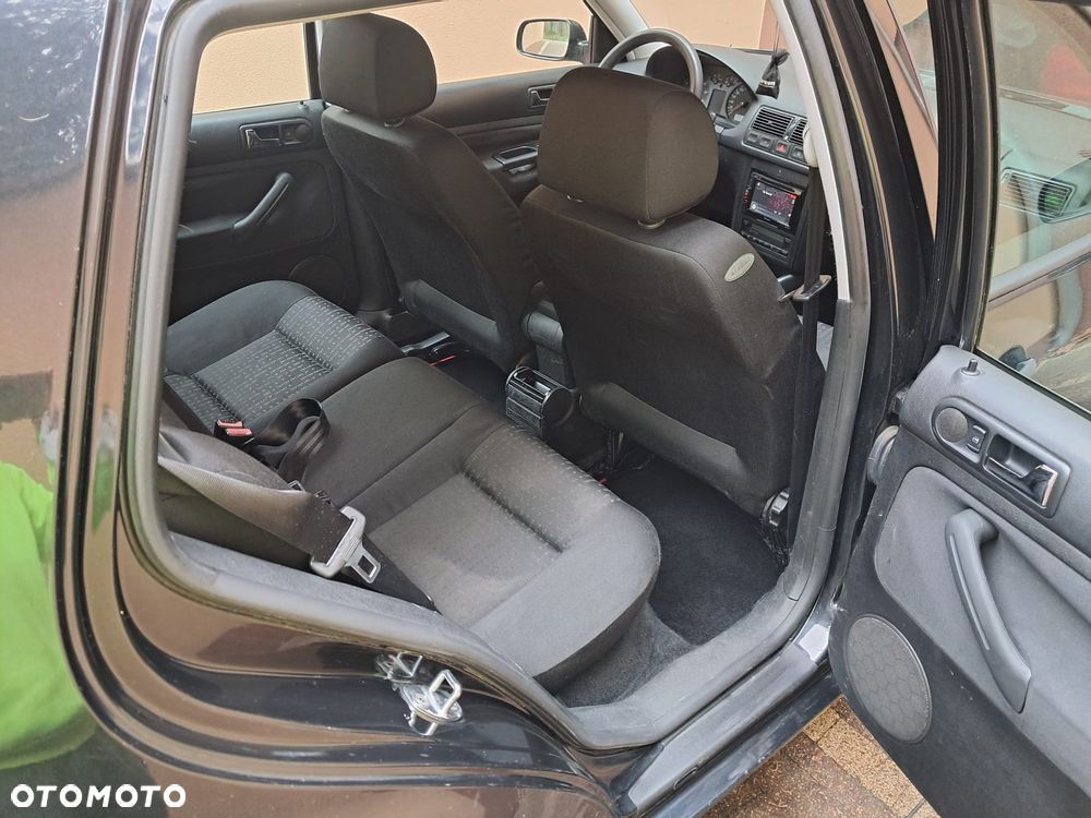 Volkswagen Golf - 11