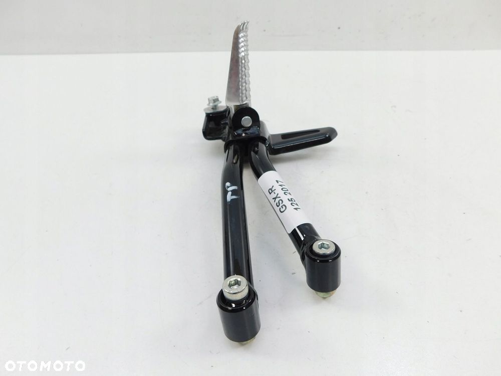 SUZUKI GSX-R 125 17r. SET PODNÓŻEK PASAŻERA PRAWY - 5