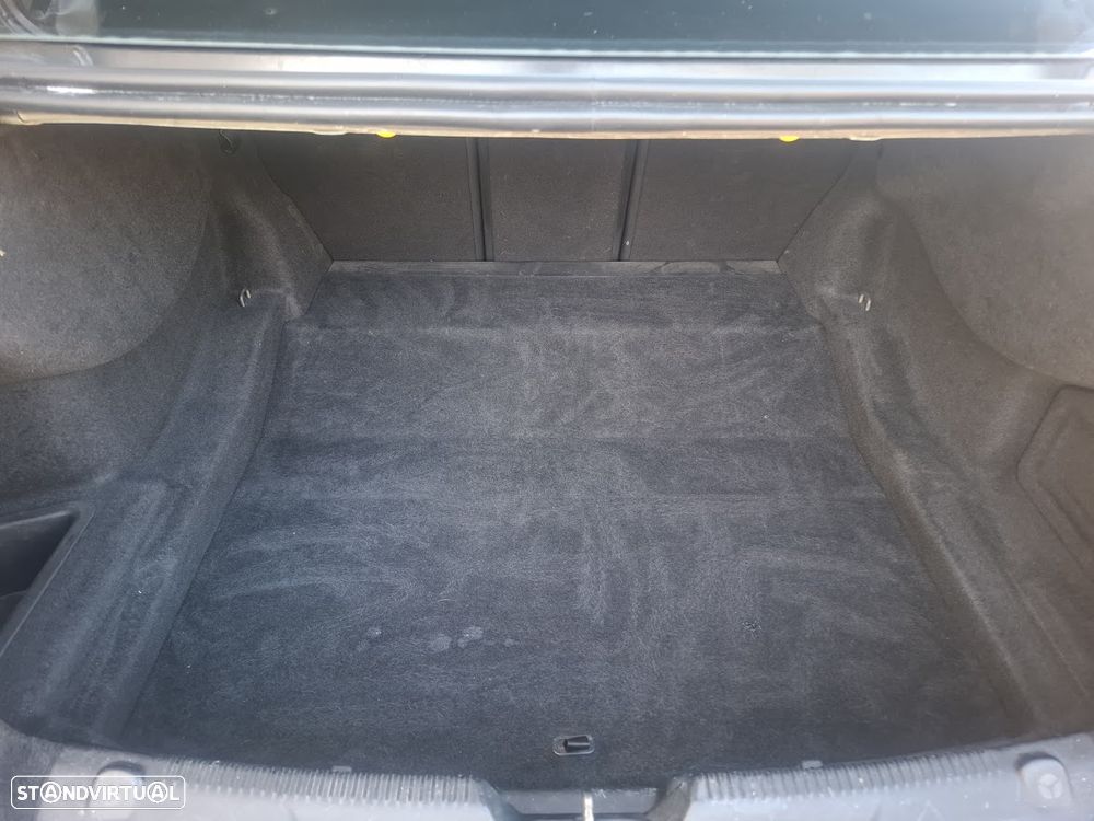 Jaguar XE 2.0 D Prestige Aut. - 48