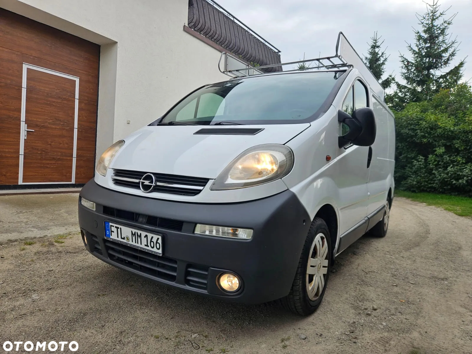 Opel VIVARO - 24