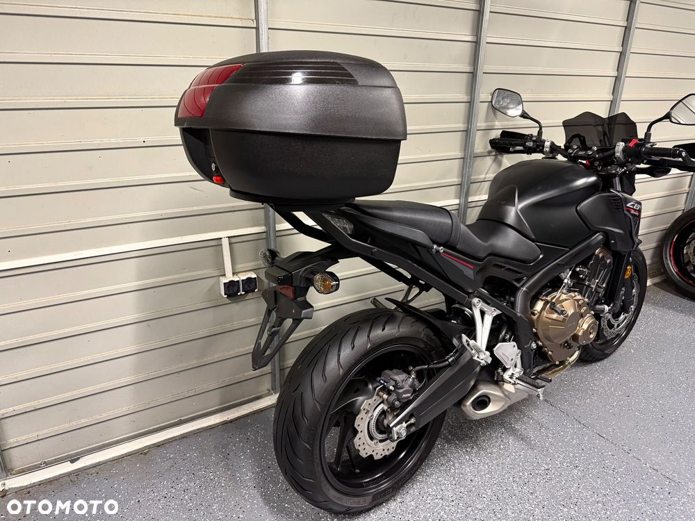 Honda CB - 3