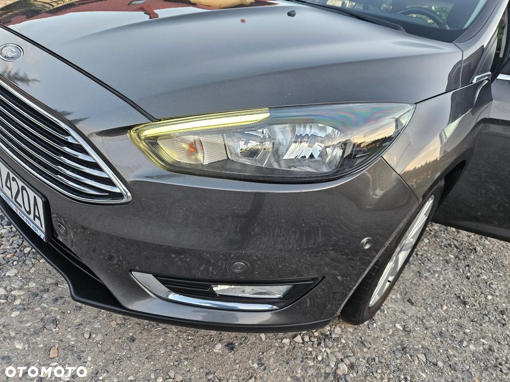 Ford Focus 1.6 TDCi DPF Titanium - 16