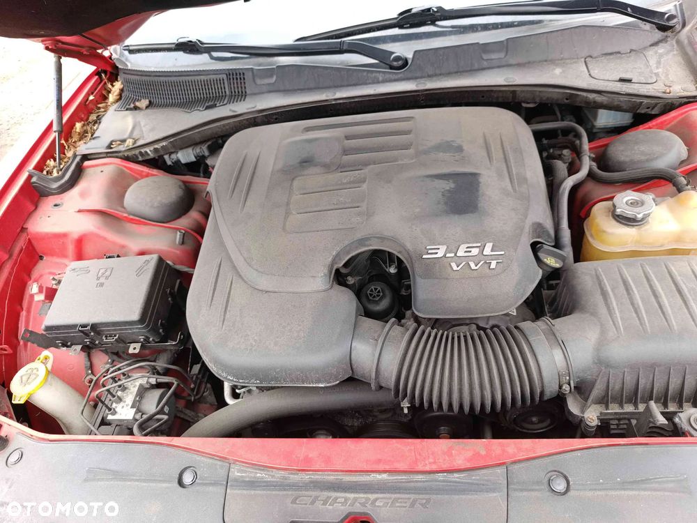 Dodge Charger 3.6 GT - 12