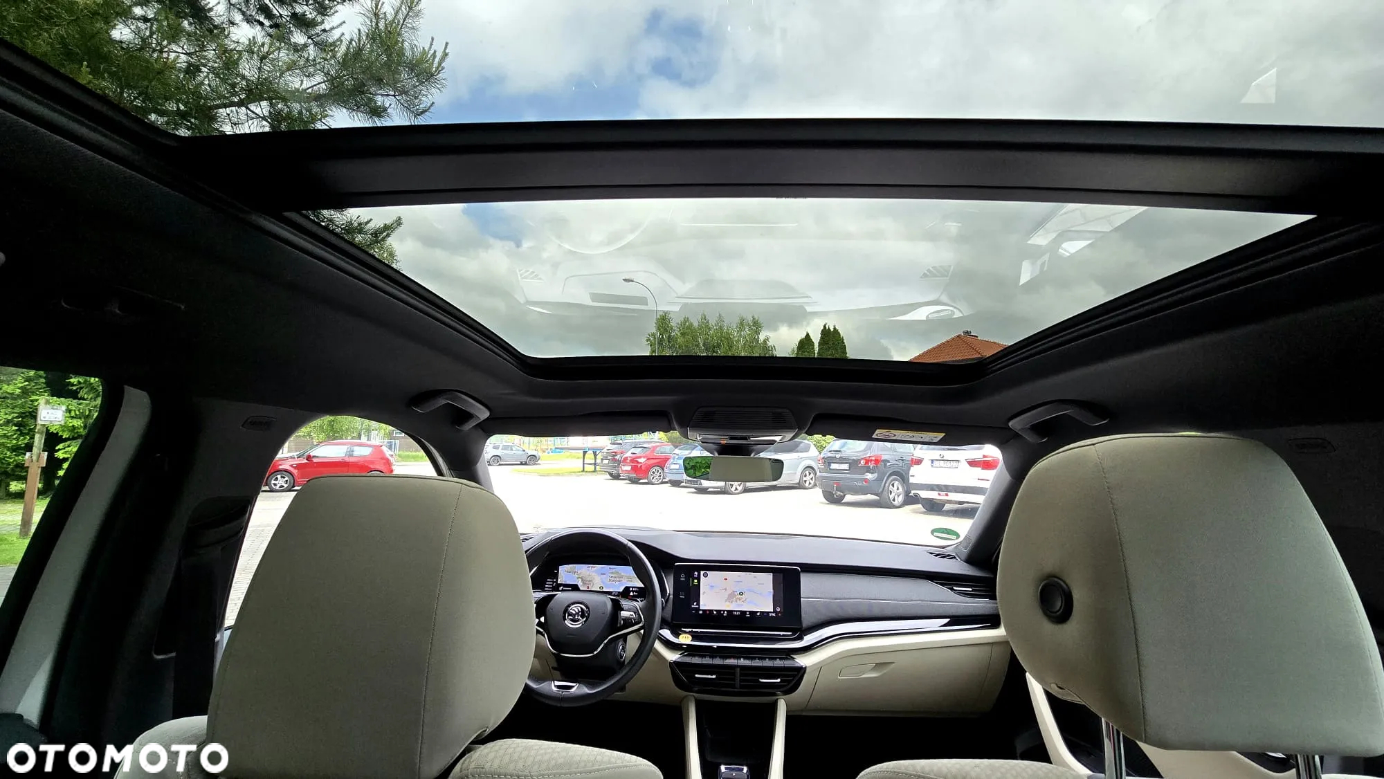 Skoda Octavia Combi 2.0 TDI DSG First Edition - 4