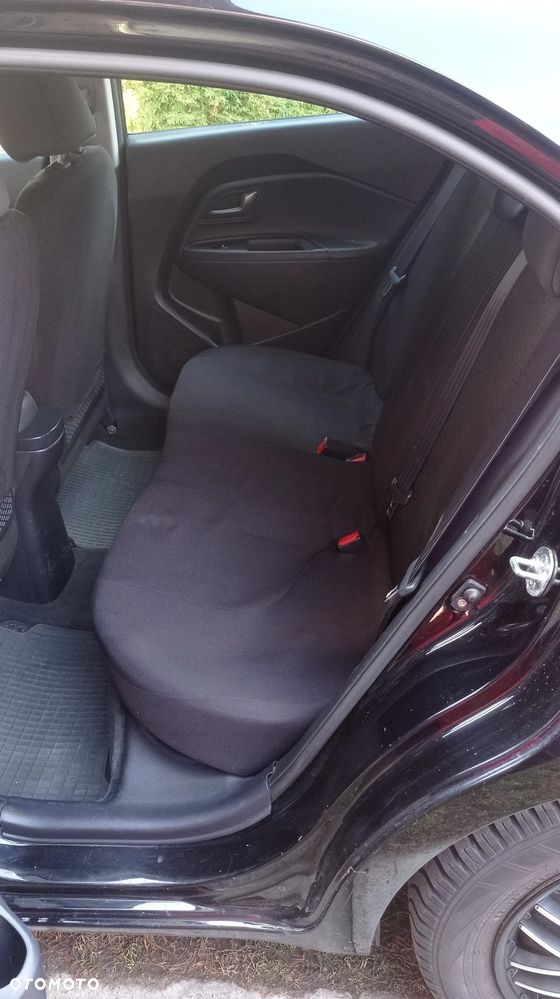 Kia Rio 1.4 crdi L - 13