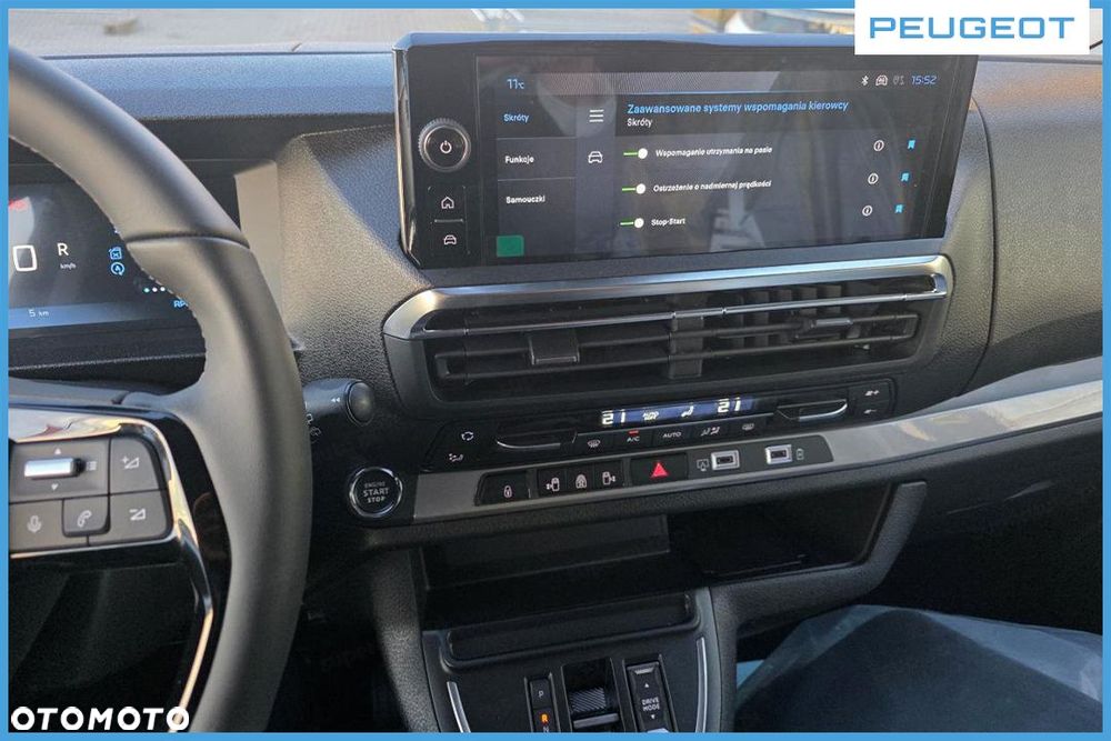 Peugeot Traveller - 19