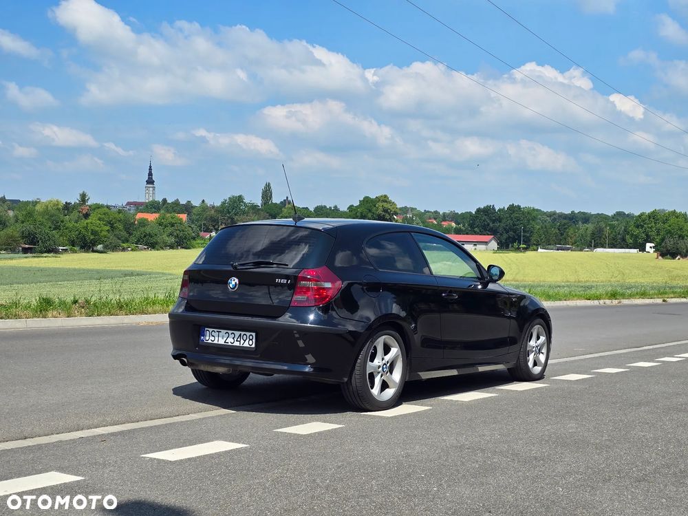BMW Seria 1 116i - 4