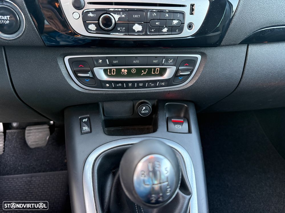Renault Scénic Energy dCi 110 S&S Bose Edition - 15