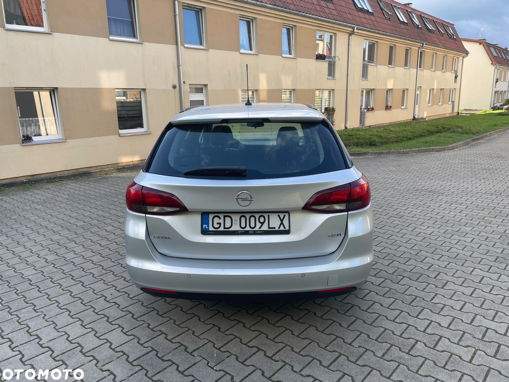 Opel Astra V 1.6 CDTI Enjoy S&S - 14