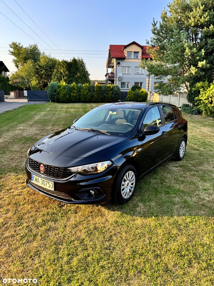 Fiat Tipo 1.4 T-Jet 16v Easy - 2