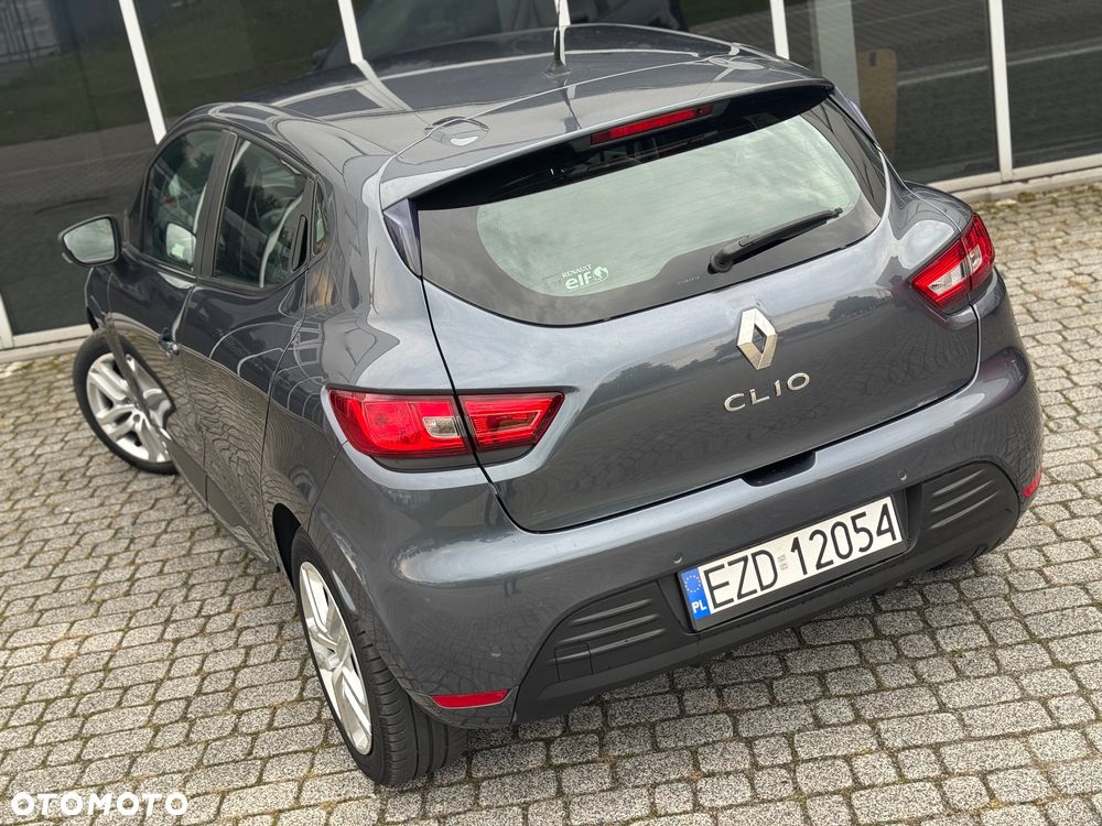 Renault Clio - 31