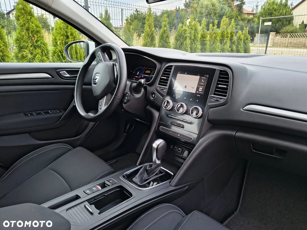 Renault Megane 1.6 E-TECH Plug-In Techno - 22