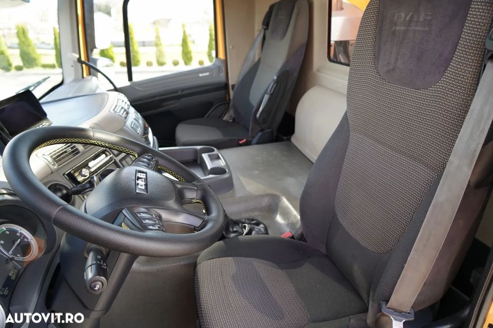 DAF CF 85.410 / 8x4 / BASCULĂ SPATE / CLAPETĂ HIDRAULICĂ / ANVELOPE 100% / MANUALĂ / EURO 6 - 26
